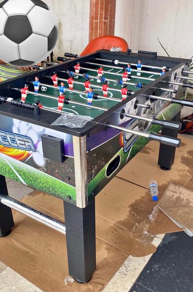 Table de baby-foot robuste