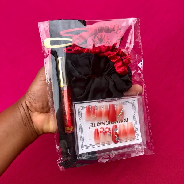 Kit Nails