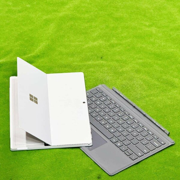 Microsoft Surface Pro 4