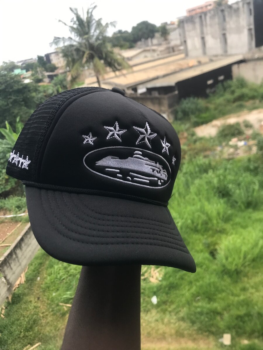 Casquette noire militaire
