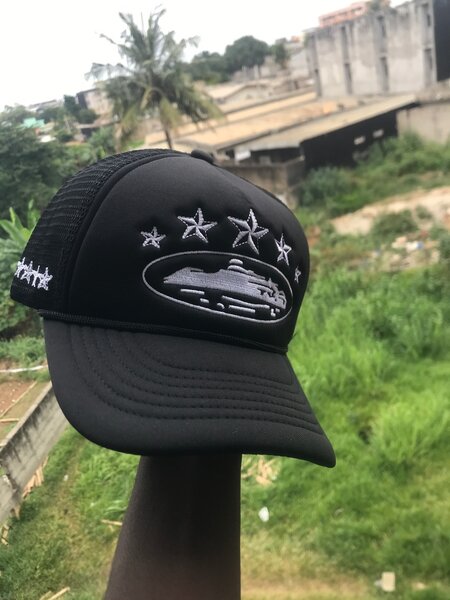 Casquette noire militaire