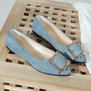 Ladies shoe