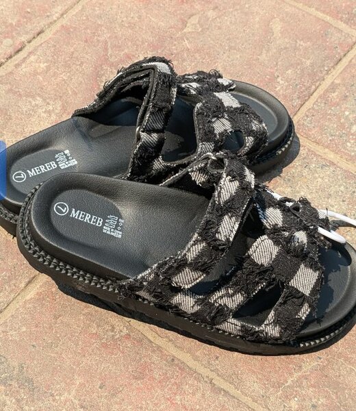 Sandals women