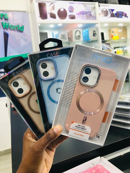 iPhone 16 cases