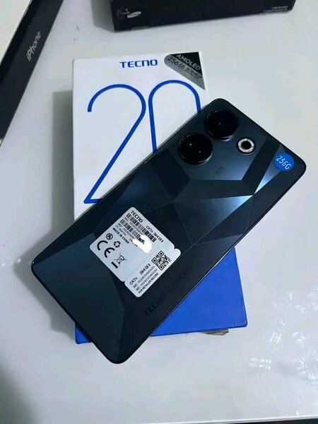 Tecno Camon 20 - Smartphone