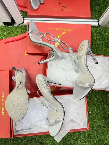 Ladies heel