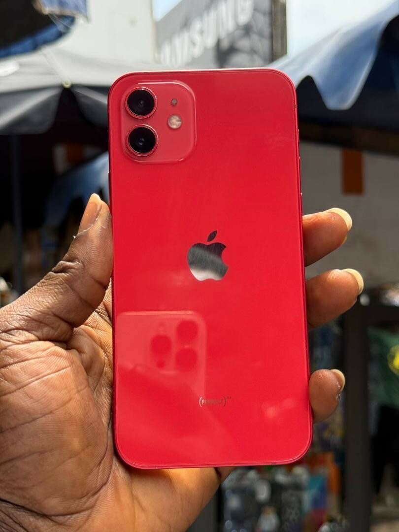 iPhone 12