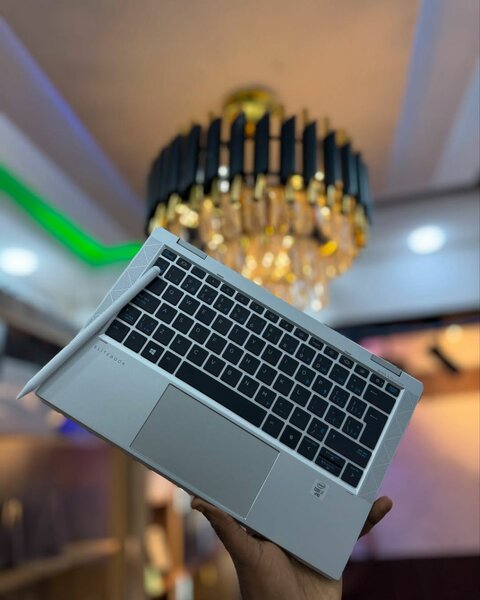 Hp elitebook 1030 G7
