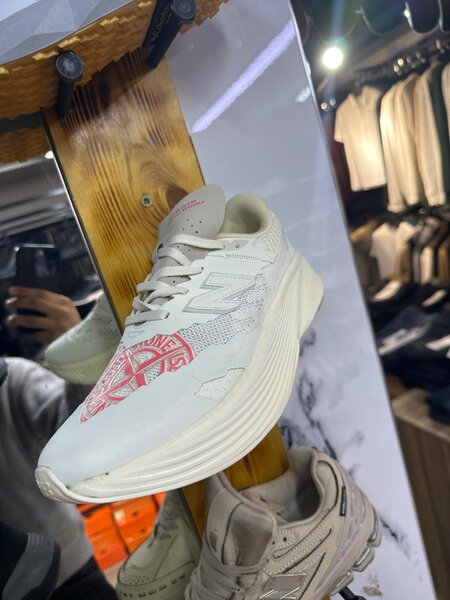 NB Stone Island