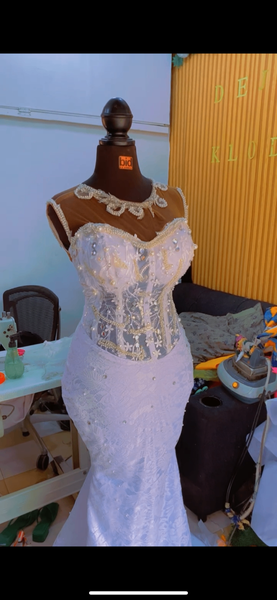 Wedding dress