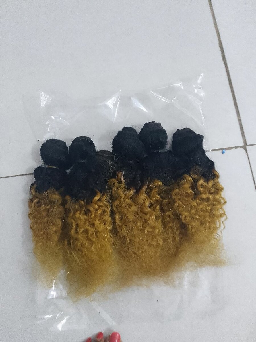 Extensions bouclées cheveux