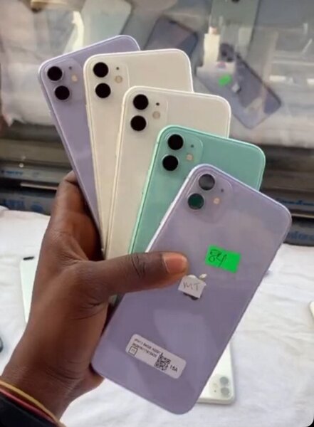 iPhone 11