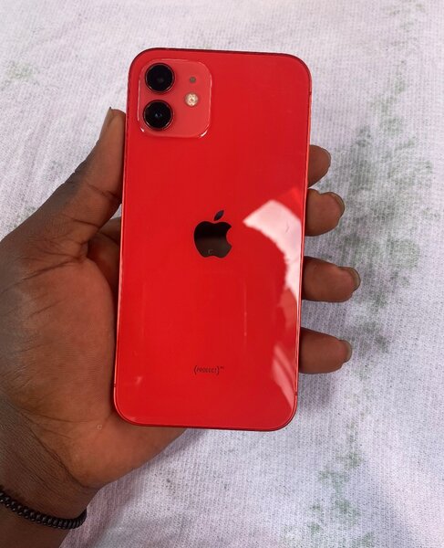 iPhone 12