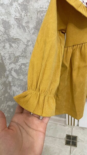 Платья