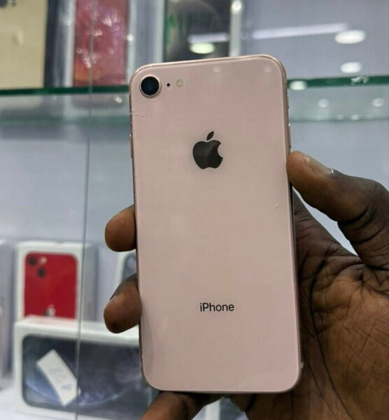 iPhone 8 Reconditionné 64GB