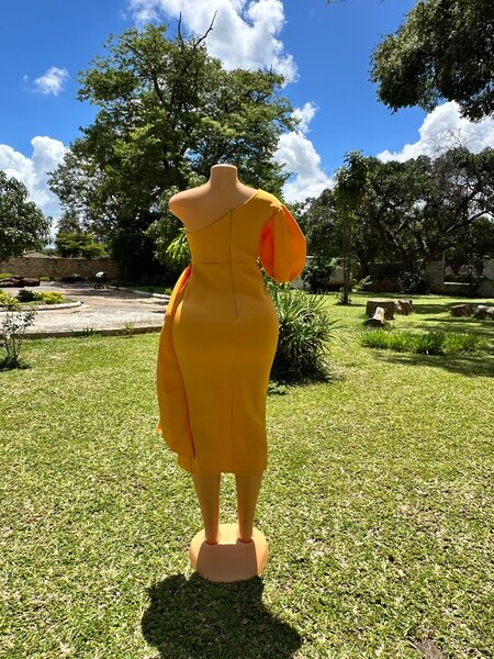 Yellow dress