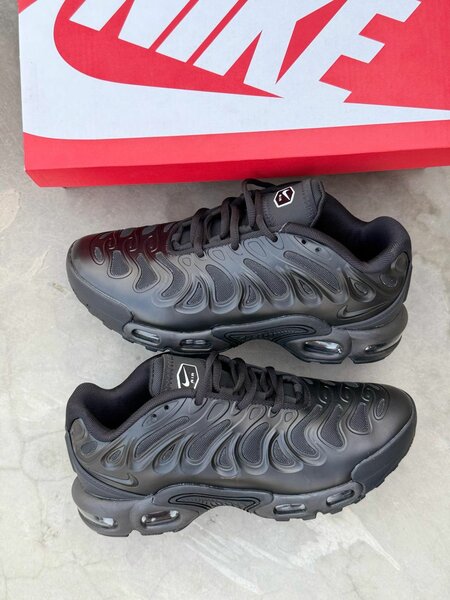 NIKE AIR MAX TN