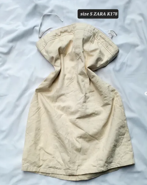 beige skirt