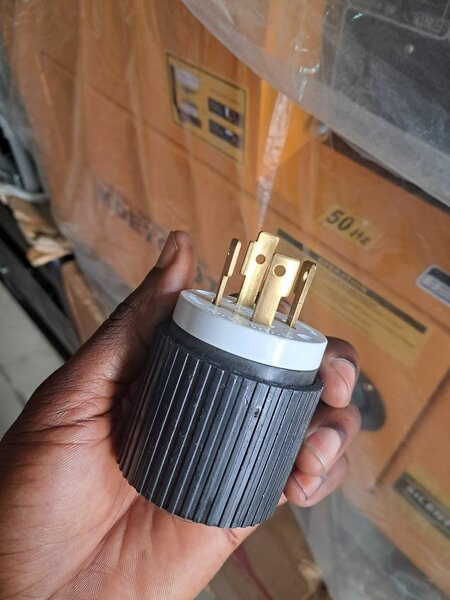 American 4 Pin plug