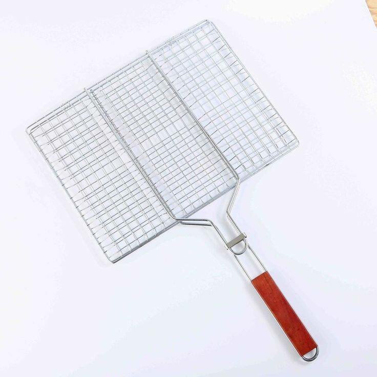 Grille barbecue en inox avec manche en bois