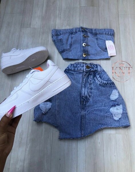Women's short jeans