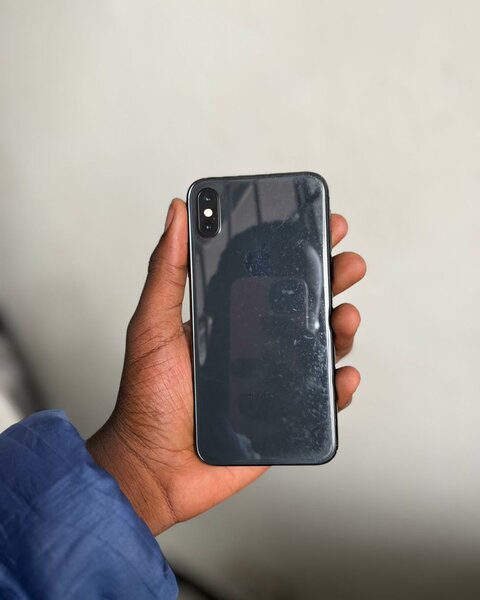iPhone XS