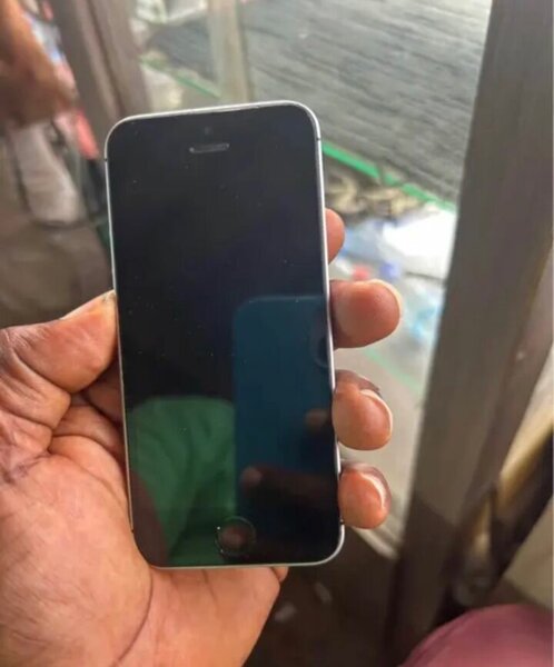 iPhone SE d'occasion 16GB