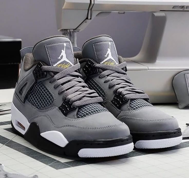 Jordan 4