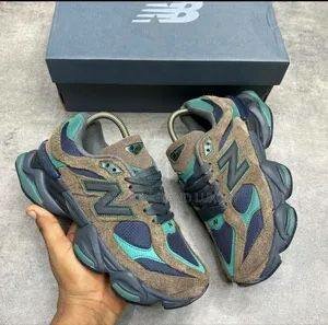 NEW BALANCE CLASSIC