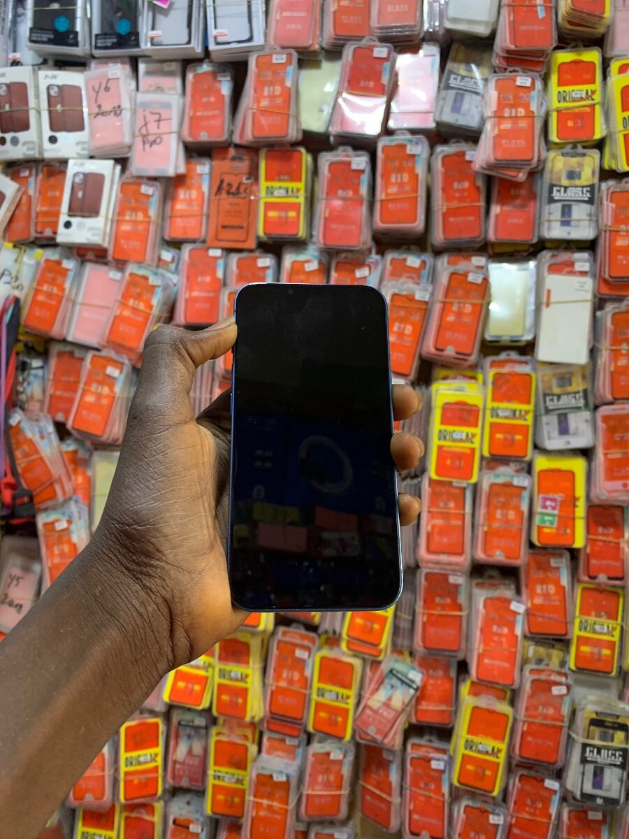 iPhone 13