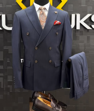 SUIT