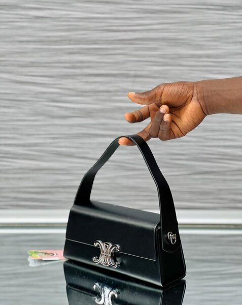 Ladies handbag