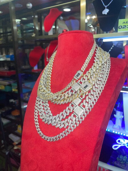 Cuban Links Chains
