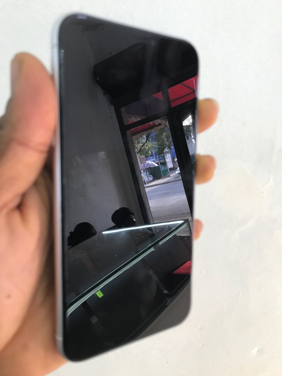 iPhone XR