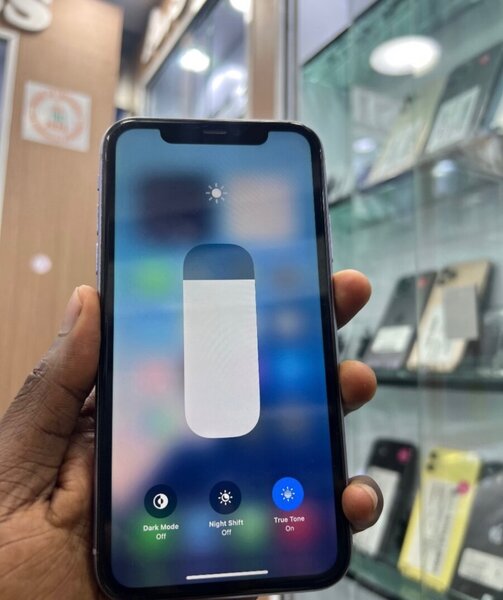 iPhone 11 simple
