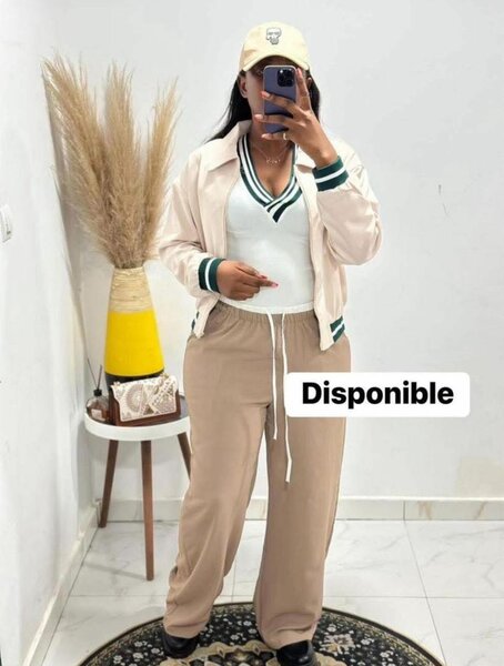 Chic complet disponible