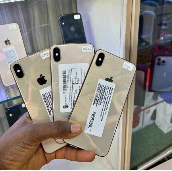 iPhone xx max 256gig