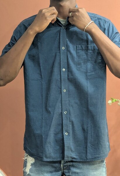 Chemise bleu à manches courtes