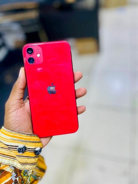 iPhone 11