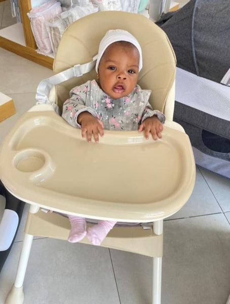 Baby chaise