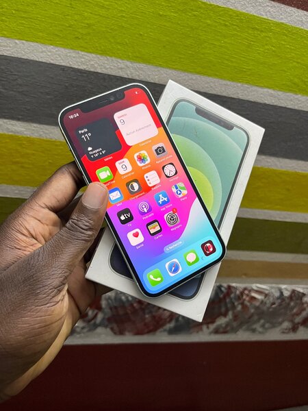 iPhone 12