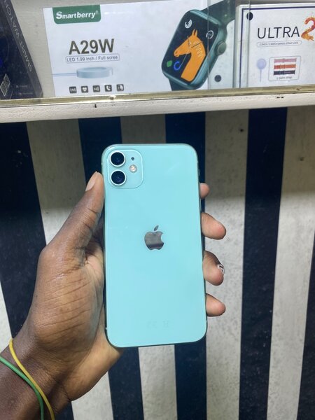 iPhone 11 simple