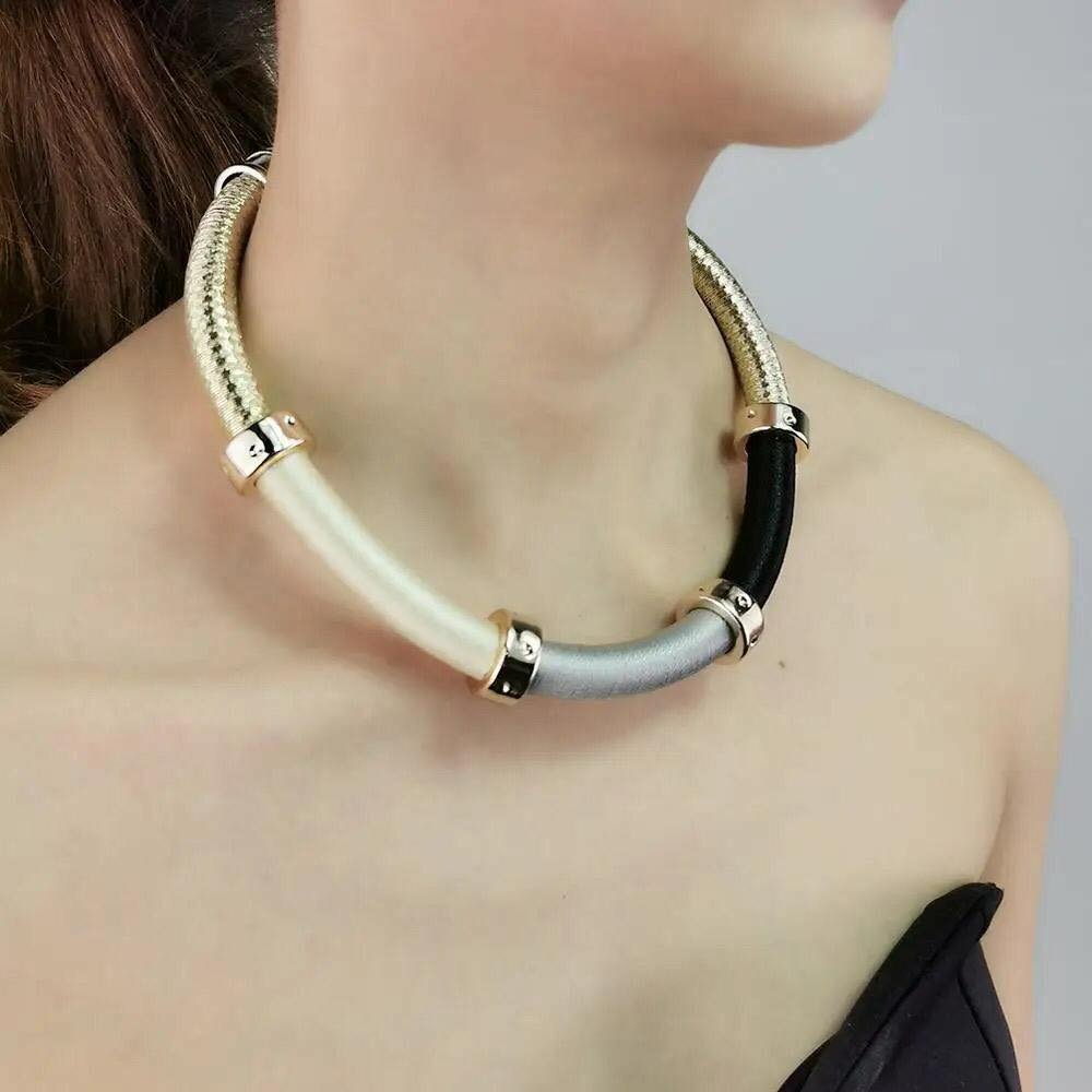 Ladies necklace