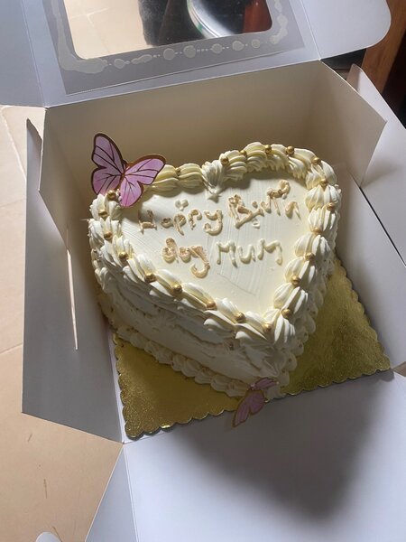 Gâteau d'Anniversaire Cœur