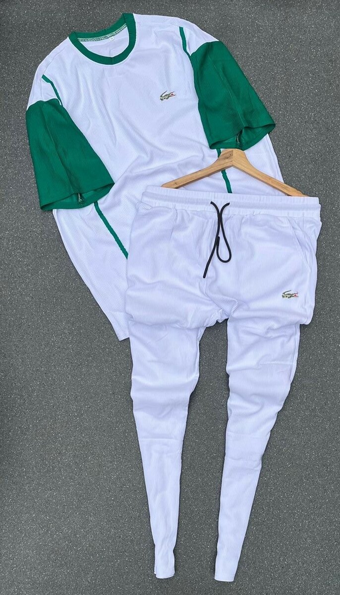 Survêtement Lacoste