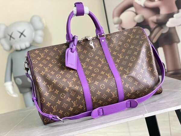 Traveling Bag