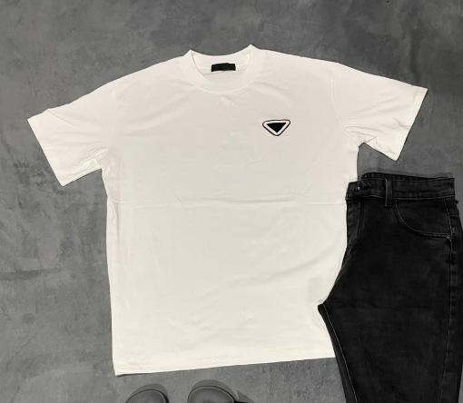 T-Shirt size L