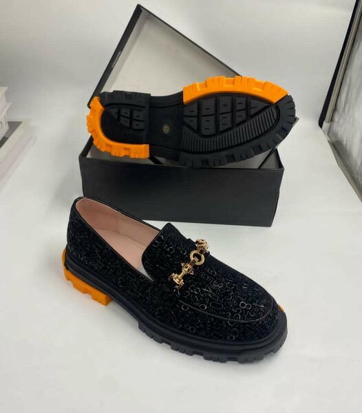 Men Classic Shoes