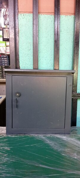 1 m meter box