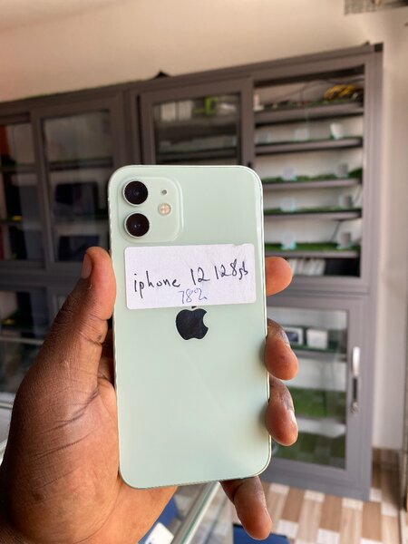 iPhone 12